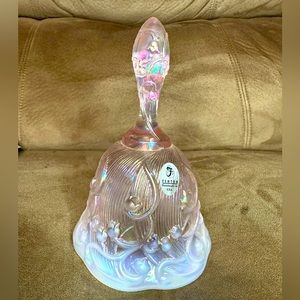 Fenton pink bell 6”